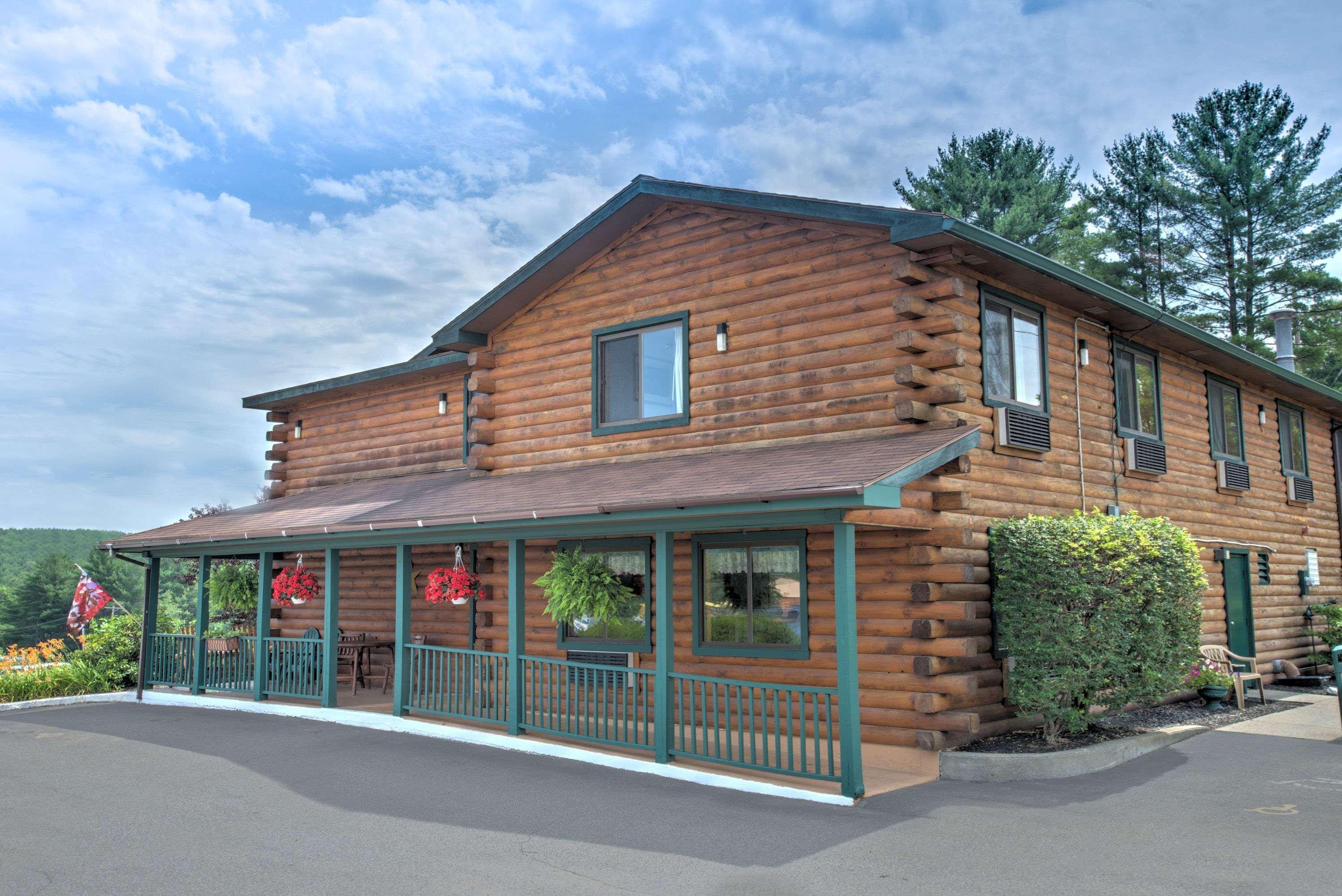 Super 8 By Wyndham Lake George/Warrensburg Area Bagian luar foto